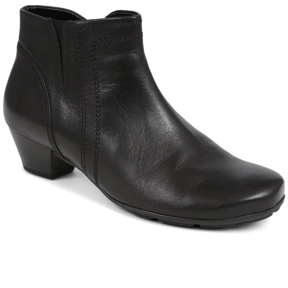 Heritage Leather Ankle Boots - GAB36535 / 322 832