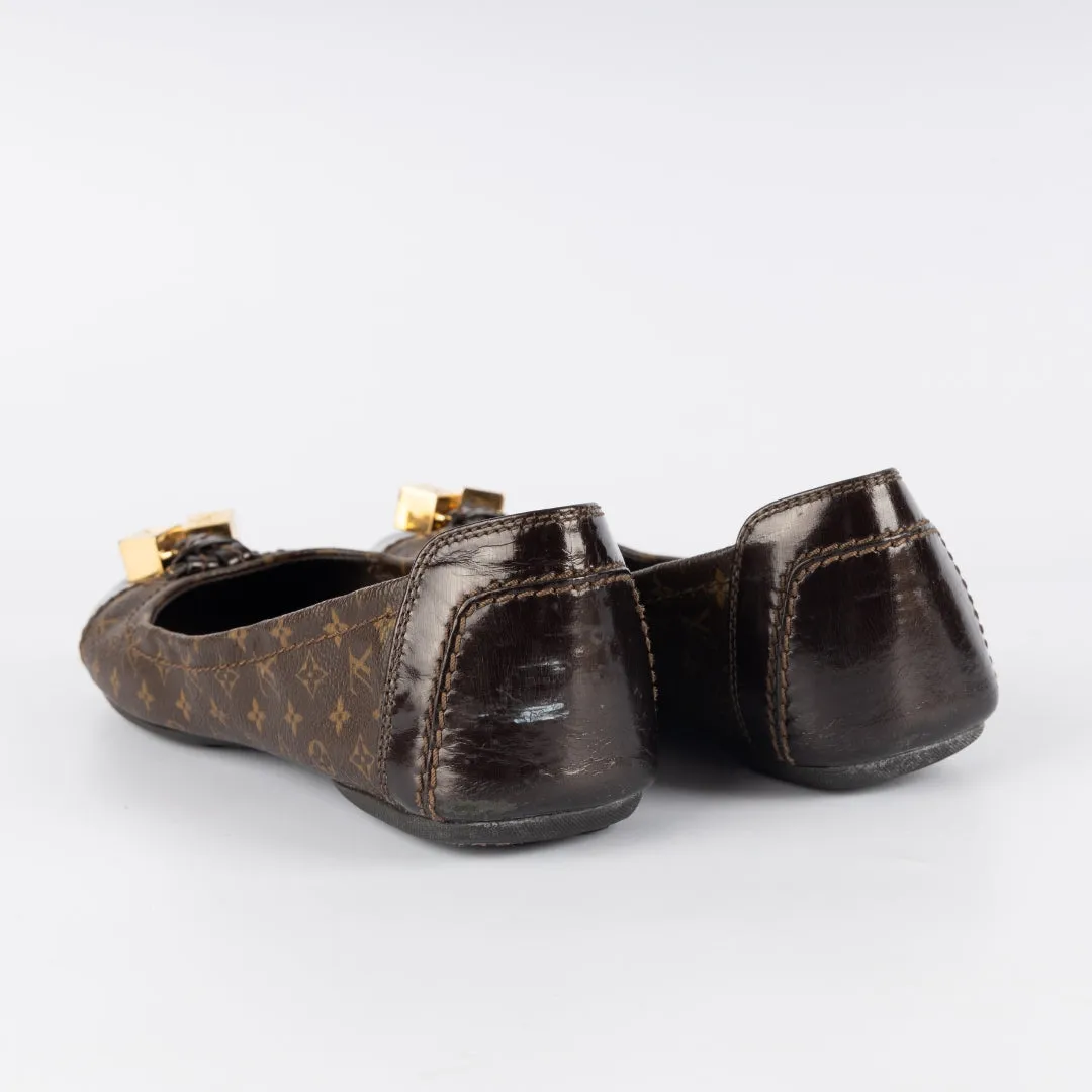 Louis Vuitton Brown Monogram Canvas and Patent Lovely Scrunch Ballet Flats