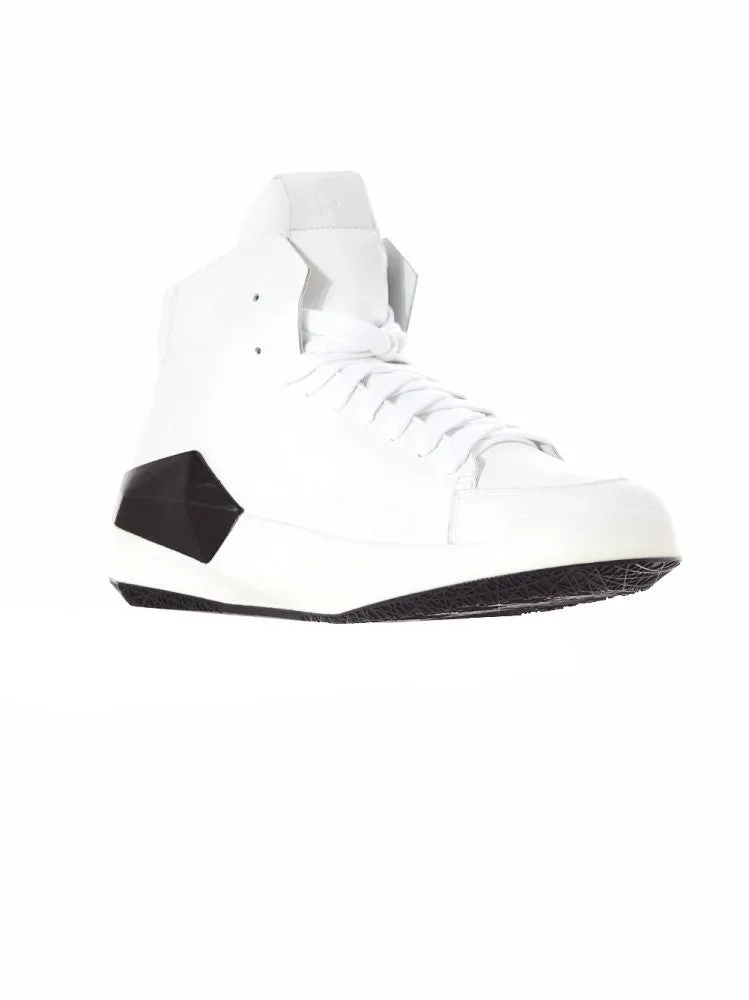 Structured High-Top Sneakers (CA885/575BN DAYMON WHITE)